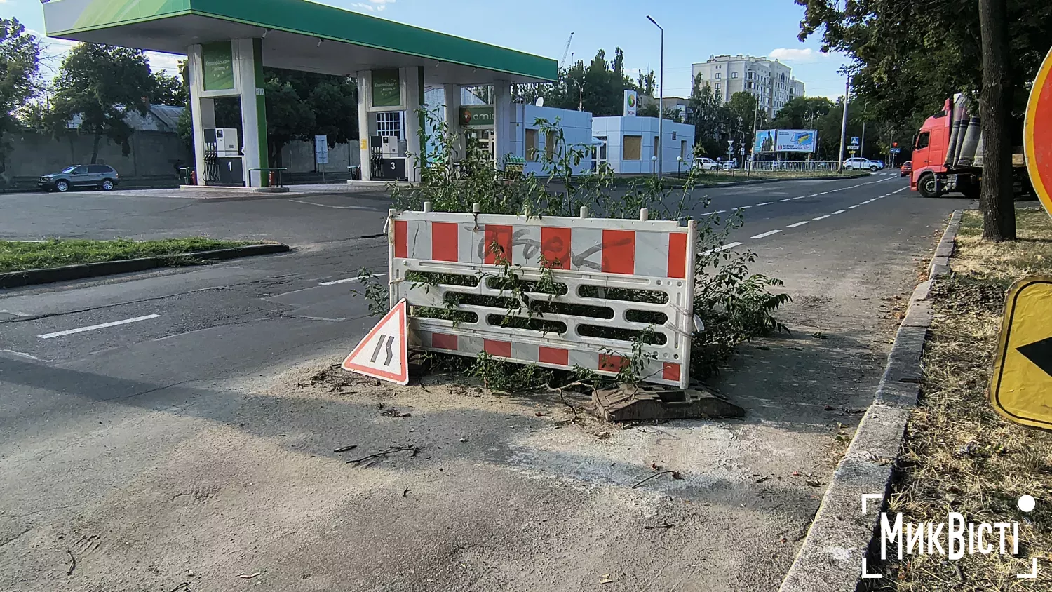 Водоканал ще не відновив покриття на 370 ділянках після ремонту мереж у Миколаєві. Фото: МикВісті