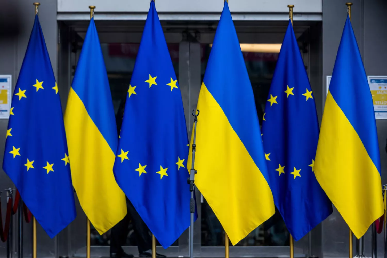 Уряд визначив 2027 рік для підготовки договору про вступ України до ЄС. Фото: www.vin.gov.ua