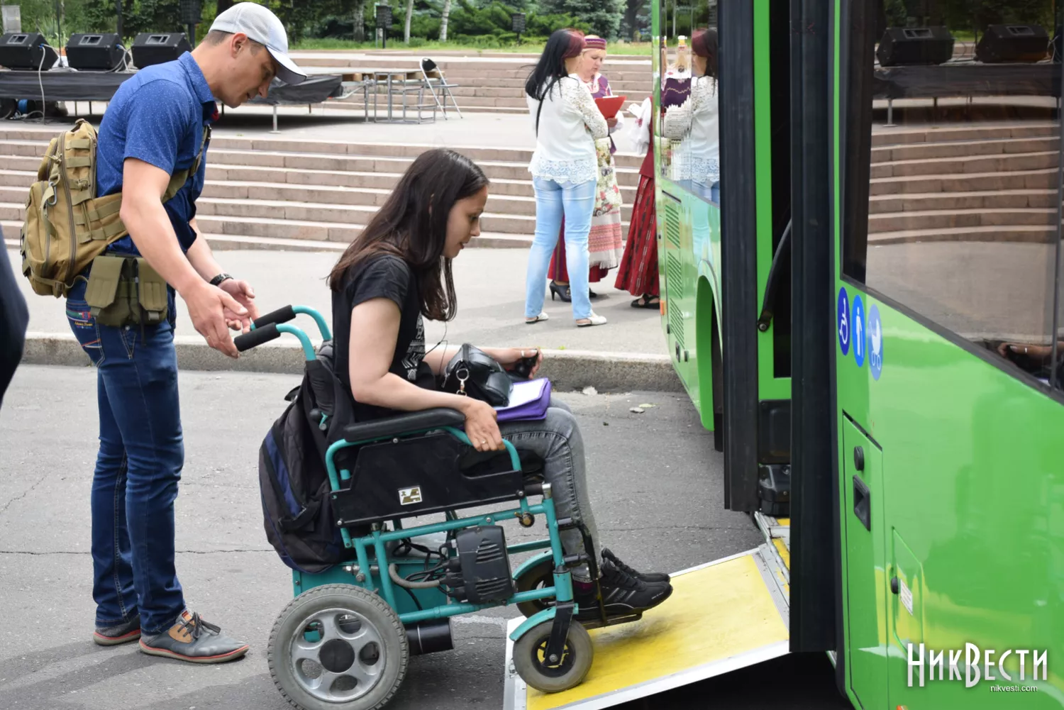 Рада ухвалила підвищення виплат для дітей з інвалідністю та їхніх родин. Ілюстраційне фото: НикВести