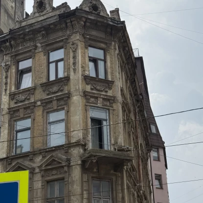 У Львові власника зобов’язали відновити стіни після демонтажу у квартирі-пам’ятці. Офісі охорони культурної спадщини