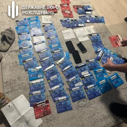 ДБР перевіряє «мертві душі» у військових частинах, незаконні виплати. Фото: ДБР