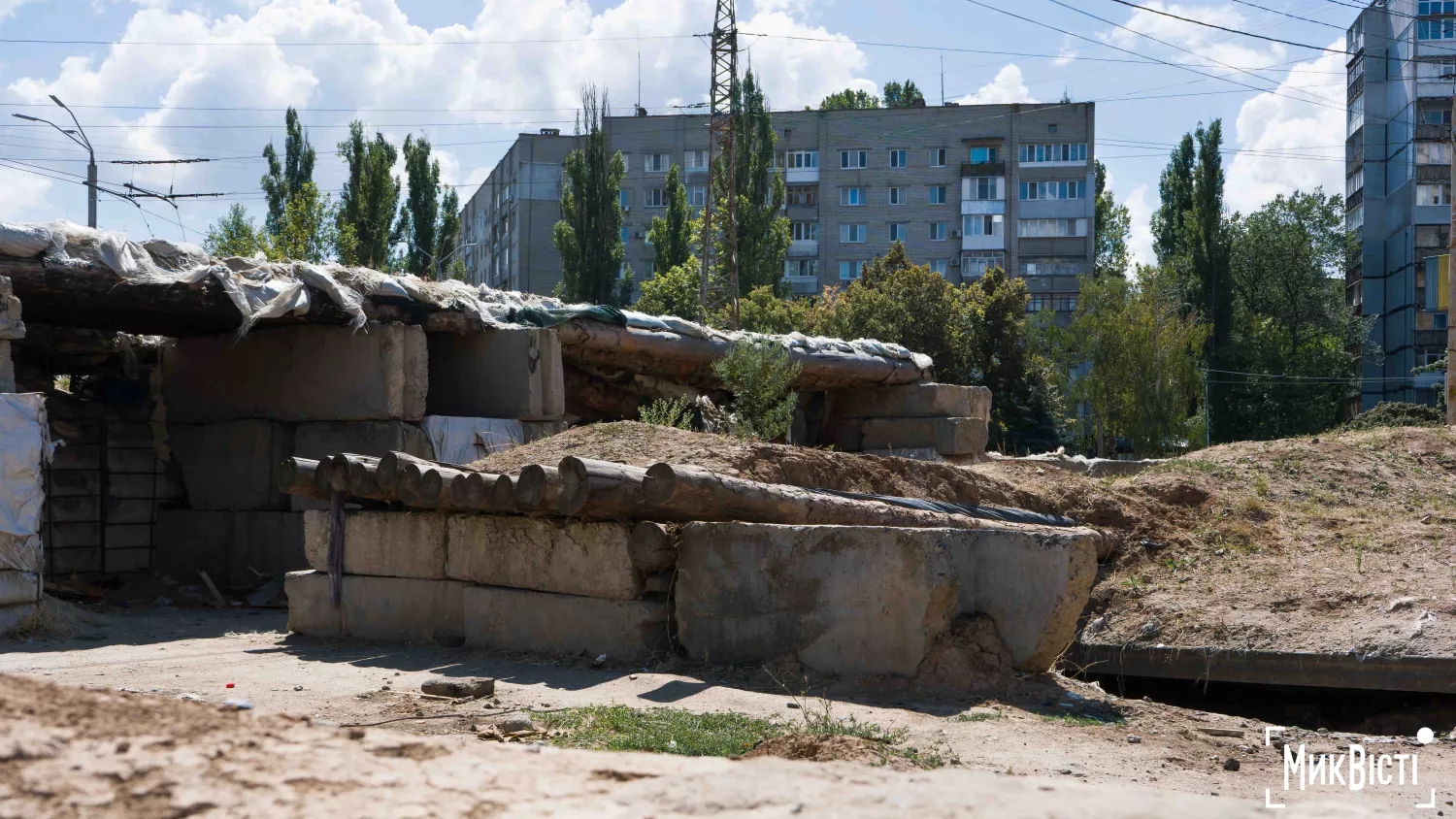 Миколаївці вийшли на акцію на місці загибелі 18-річного хлопця. Фото: МикВісті