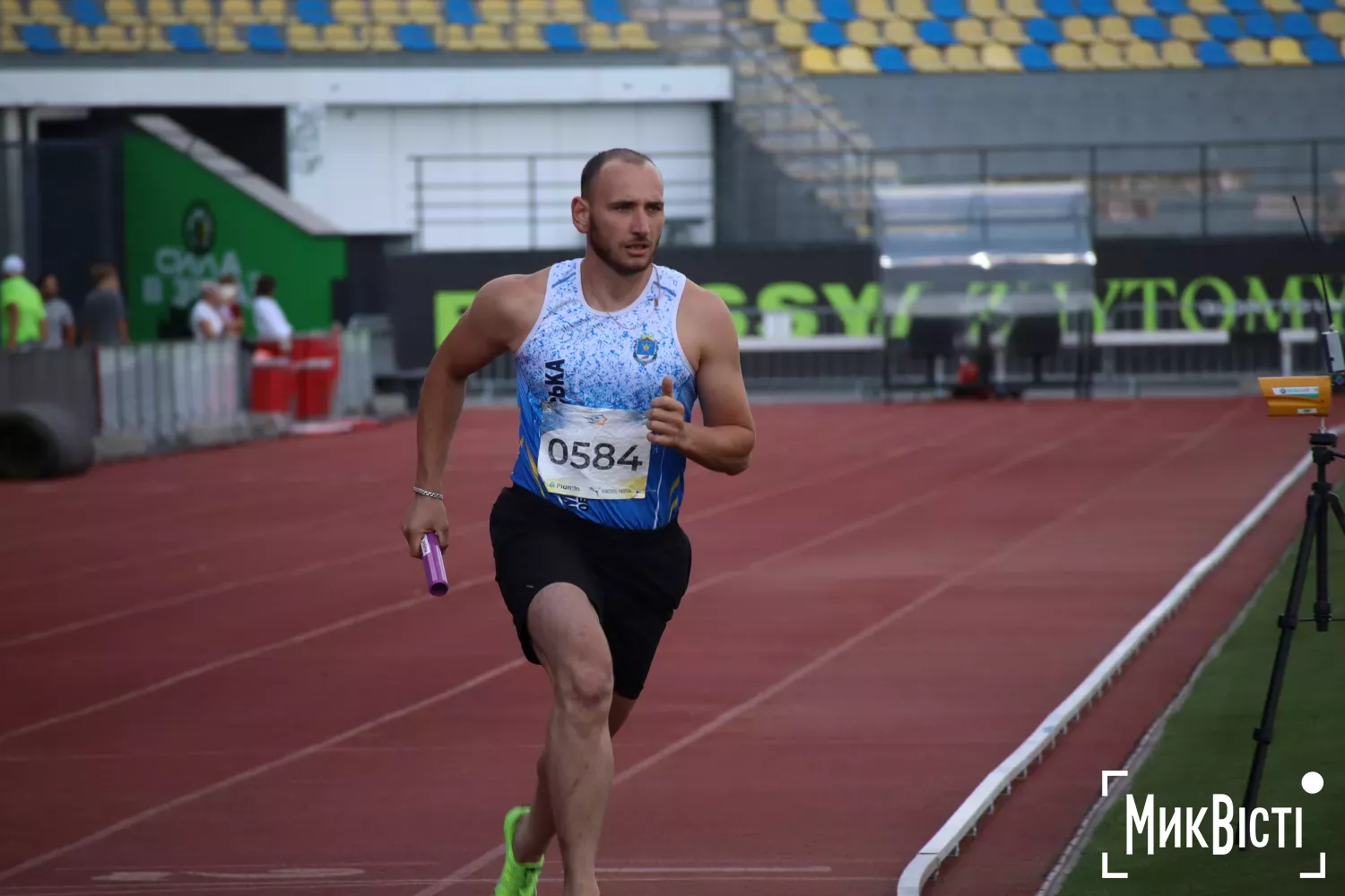 Збірна Миколаївщини посіла третє місце на чемпіонаті України з естафетного бігу. Фото: МикВісті