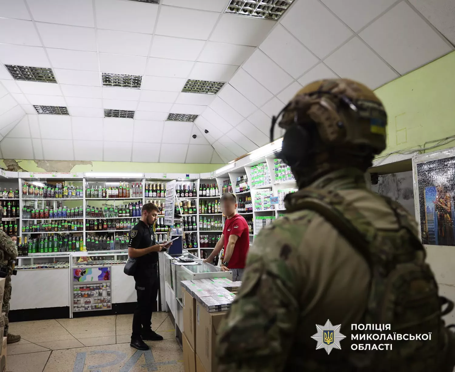 У Миколаєві поліцейські вилучили контрафактні цигарки на 15 млн грн. Фото: Прокуратура Миколаївської області
