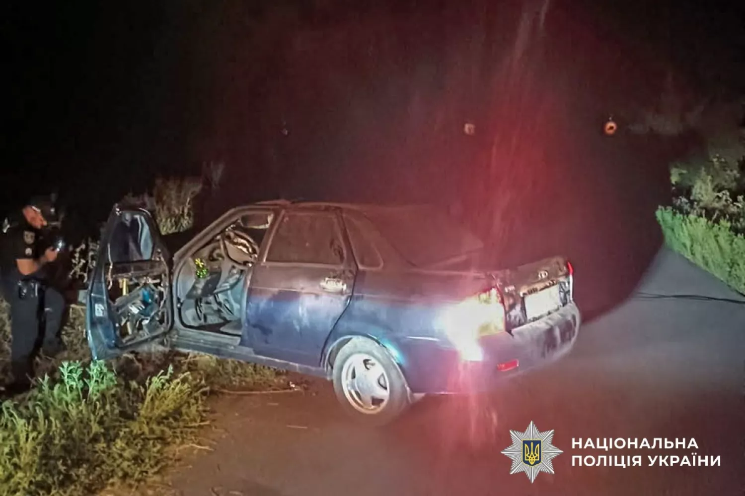 У Новому Бузі п’яний водій врізався в опору ЛЕП. Фото: поліція
