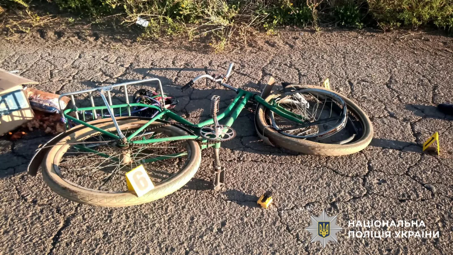 На Баштанщині автомобіль збив велосипедистку. Фото: поліція області