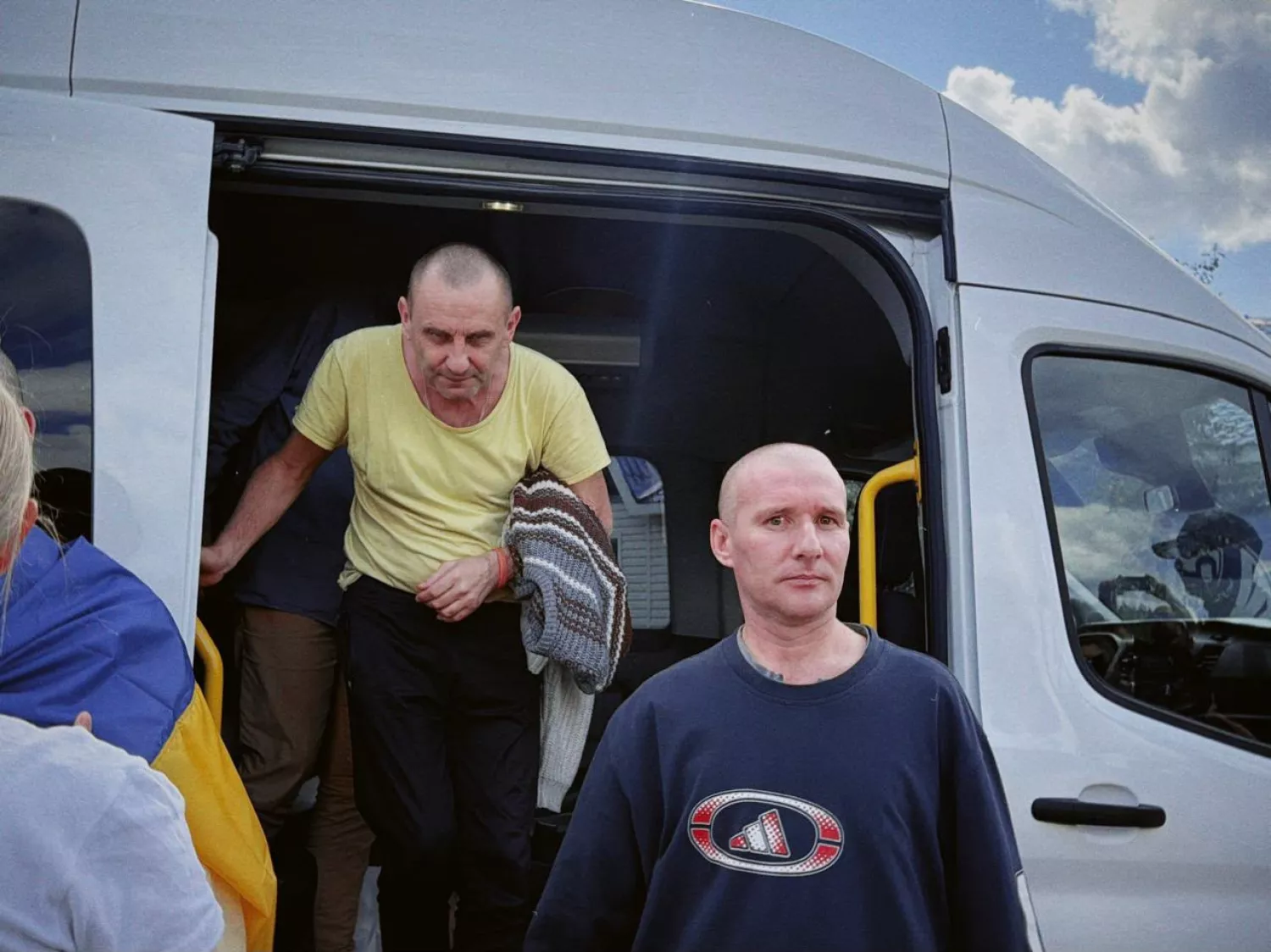 В Україну повернули 10 військових, яких вважали зниклими без вісти. Фото: президент Володимир Зеленський
