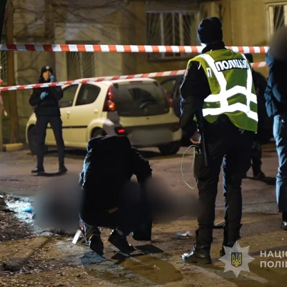Слідчі дії на місці вбивства. Фото: Нацполіція