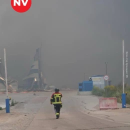 Під Києвом до ліквідації наслідків російської атаки залучили авіацію. Ігор Кузнєцов, NV