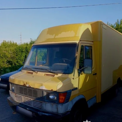 За 10 тисяч євро ховав у авто. Фото нацполіція
