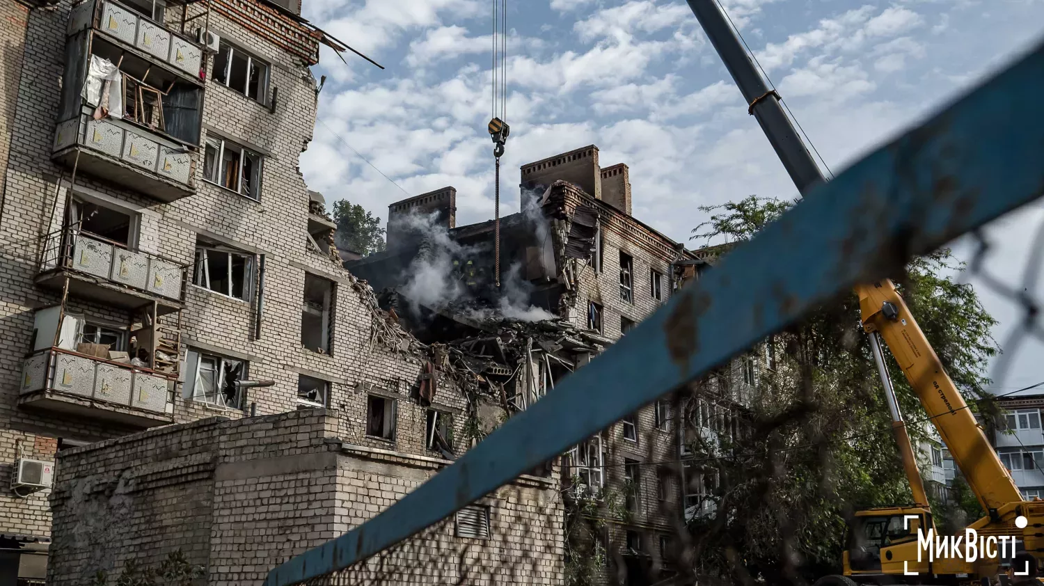 Наслідки обстрілу Миколаєва 25 травня. Фото: МикВісті