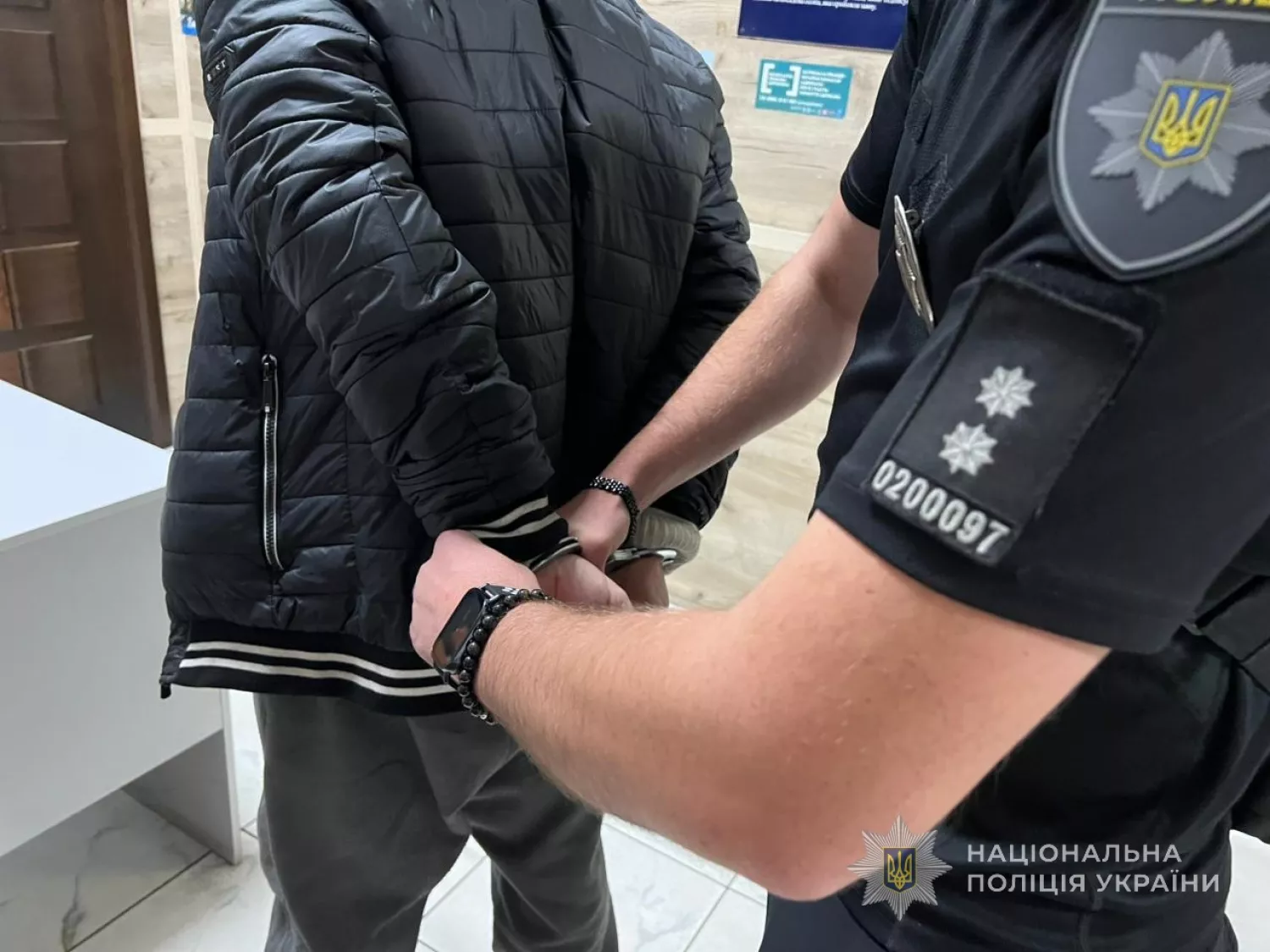 В Одесі 36-річний чоловік нападав на перехожих жінок. Фото нацполіція