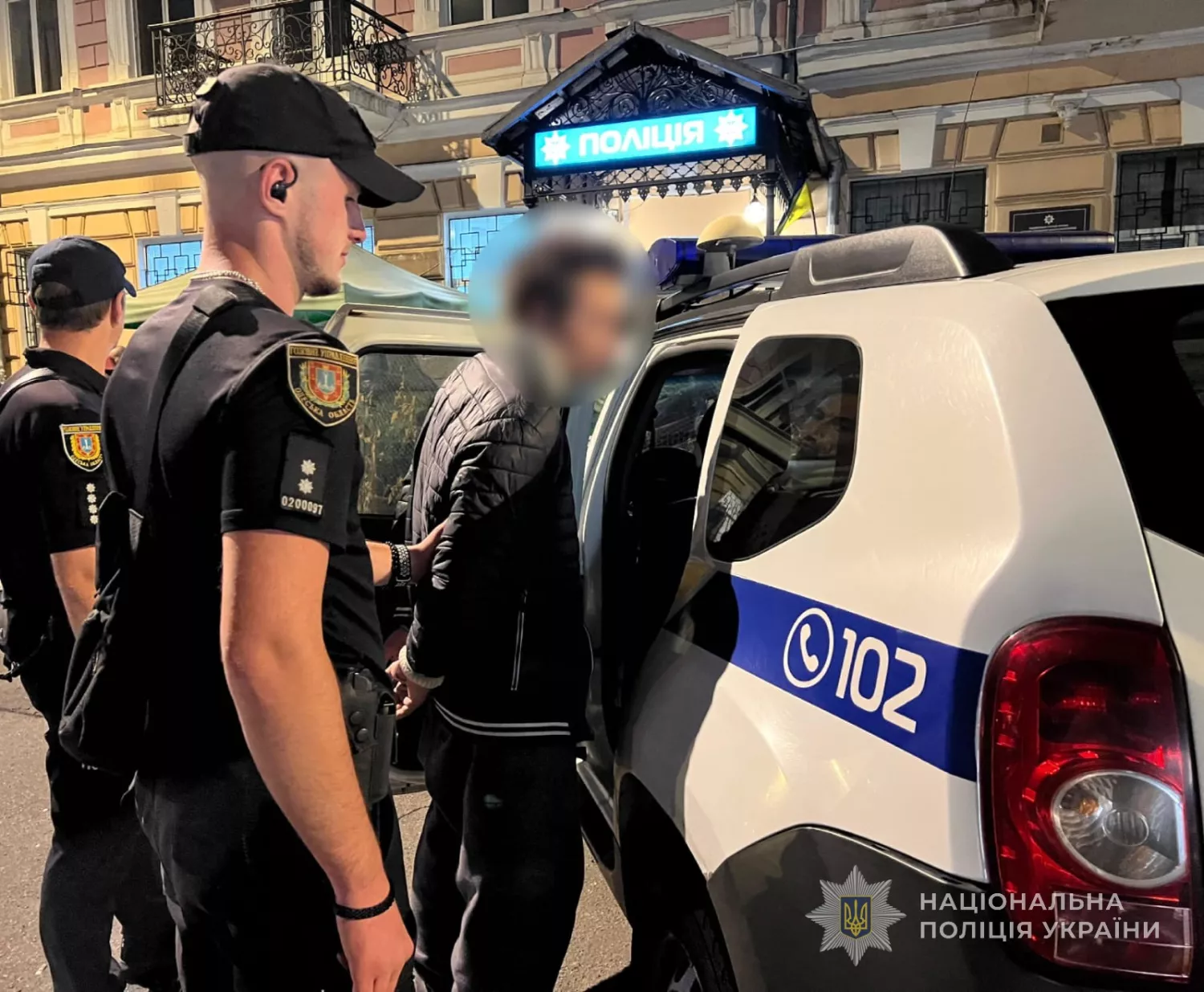В Одесі 36-річний чоловік нападав на перехожих жінок. Фото нацполіція