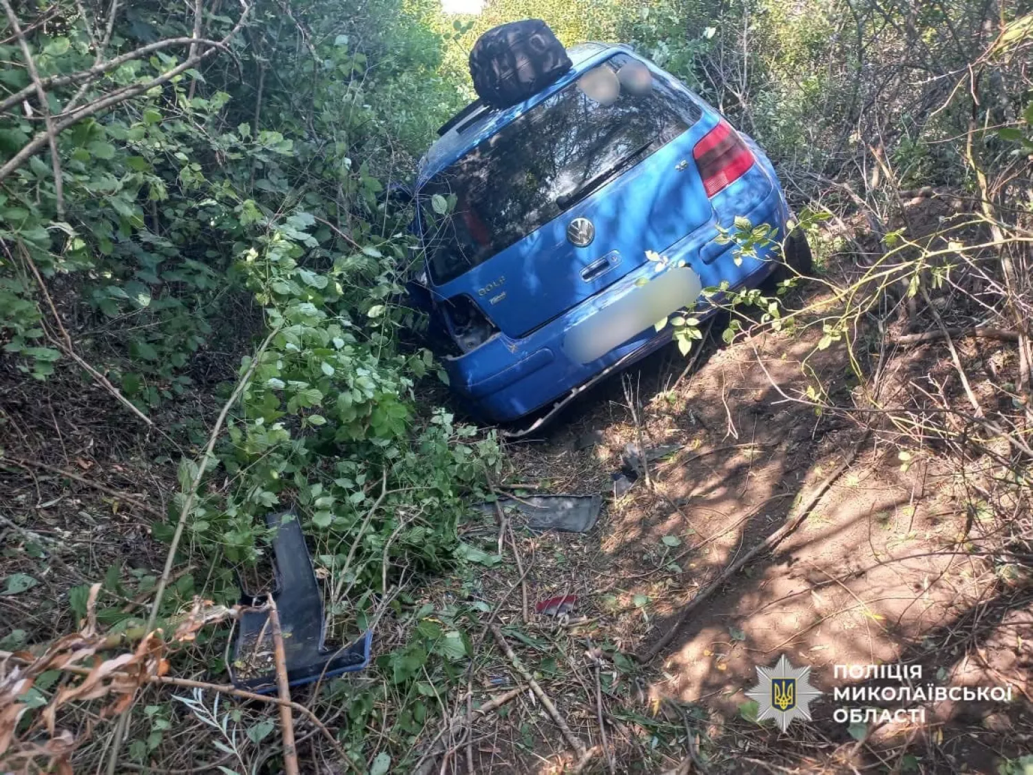 На Баштанщині Volkswagen злетів у кювет — травмувався підліток. Фото: ГУНП у Миколаївській області