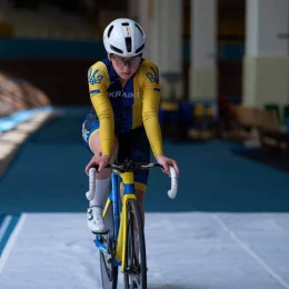Миколаївські спортсменки стали призерками чемпіонату України з велоспорту на критому треку. Фото: Львівська федерація велоспорту
