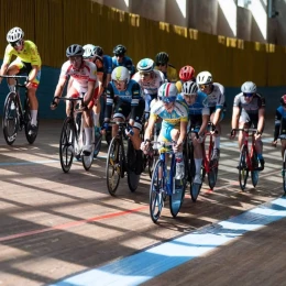 Миколаївські спортсменки стали призерками чемпіонату України з велоспорту на критому треку. Фото: Львівська федерація велоспорту