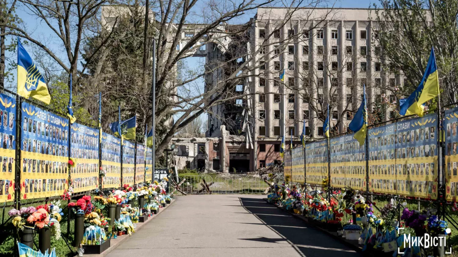 Загальноміський меморіал війни має з'явитися на місці зруйнованої будівлі ОВА. Фото: архів НикВести
