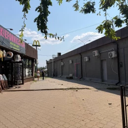 Так територія за зупинкою виглядає наразі. Фото: МикВісті