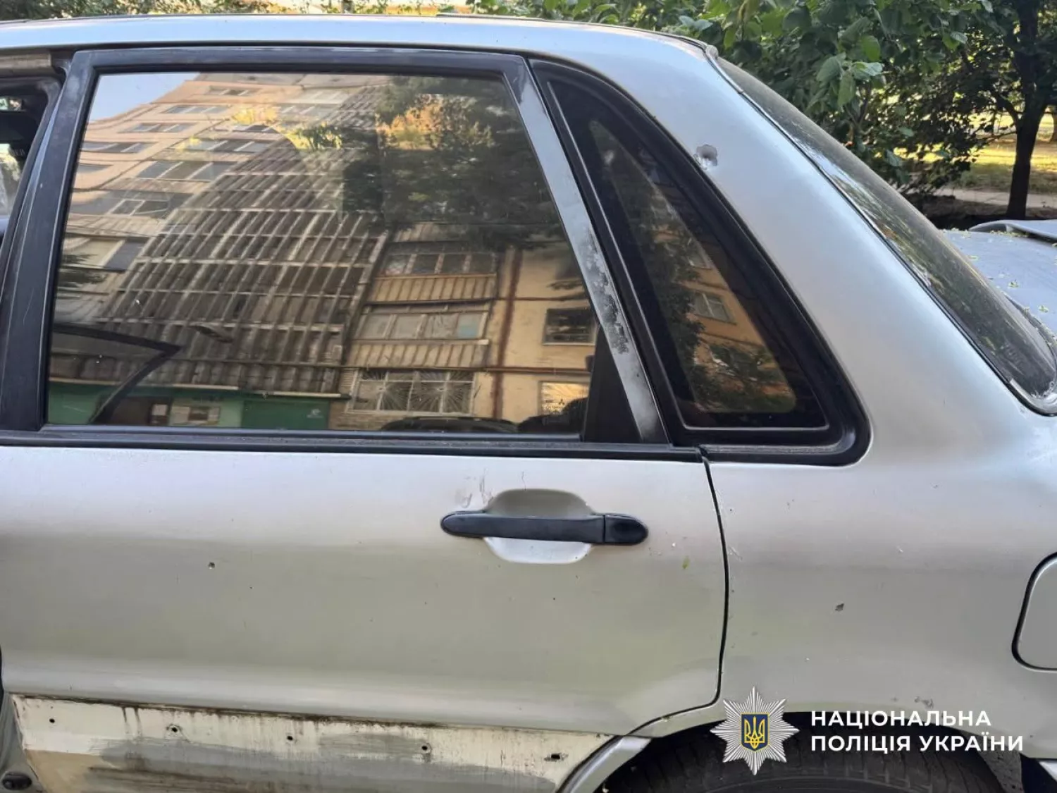 Наслідки обстрілу Херсонщини. Фото: Нацполіція