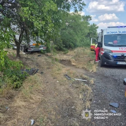ДТП на Миколаївщині поблизу села Половинки. Фото: Нацполіція