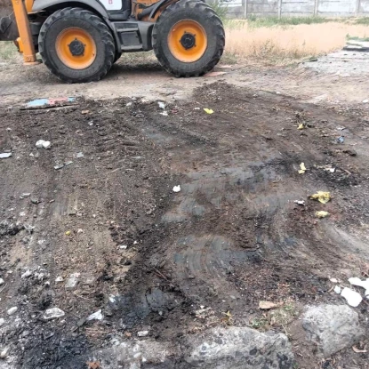 У Миколаєві прибрали стихійне сміттєзвалище після звернення мешканця. Фото: Держекоінспекція