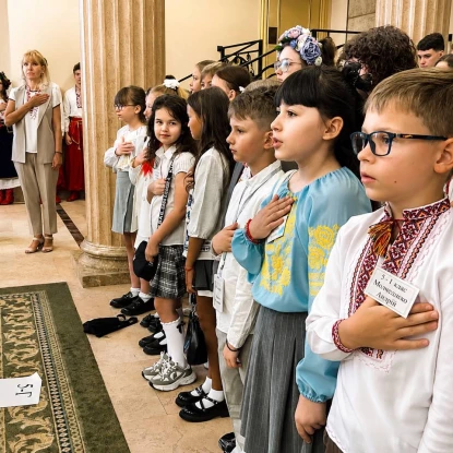 У школах Одеси розпочався новий навчальний рік. Фото Одеська військова адміністрація