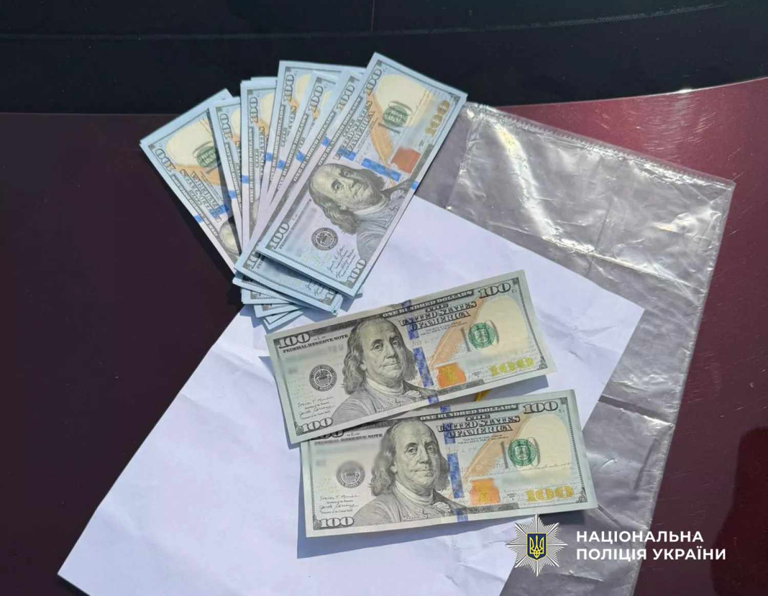 На Одещині двох працівників ТЦК затримали за хабарі за зняття з розшуку. Фото нацполіції