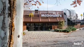 McDonald’s офіційно підтвердив скорочення меню в частині ресторанів. Ілюстративне фото: МикВісті