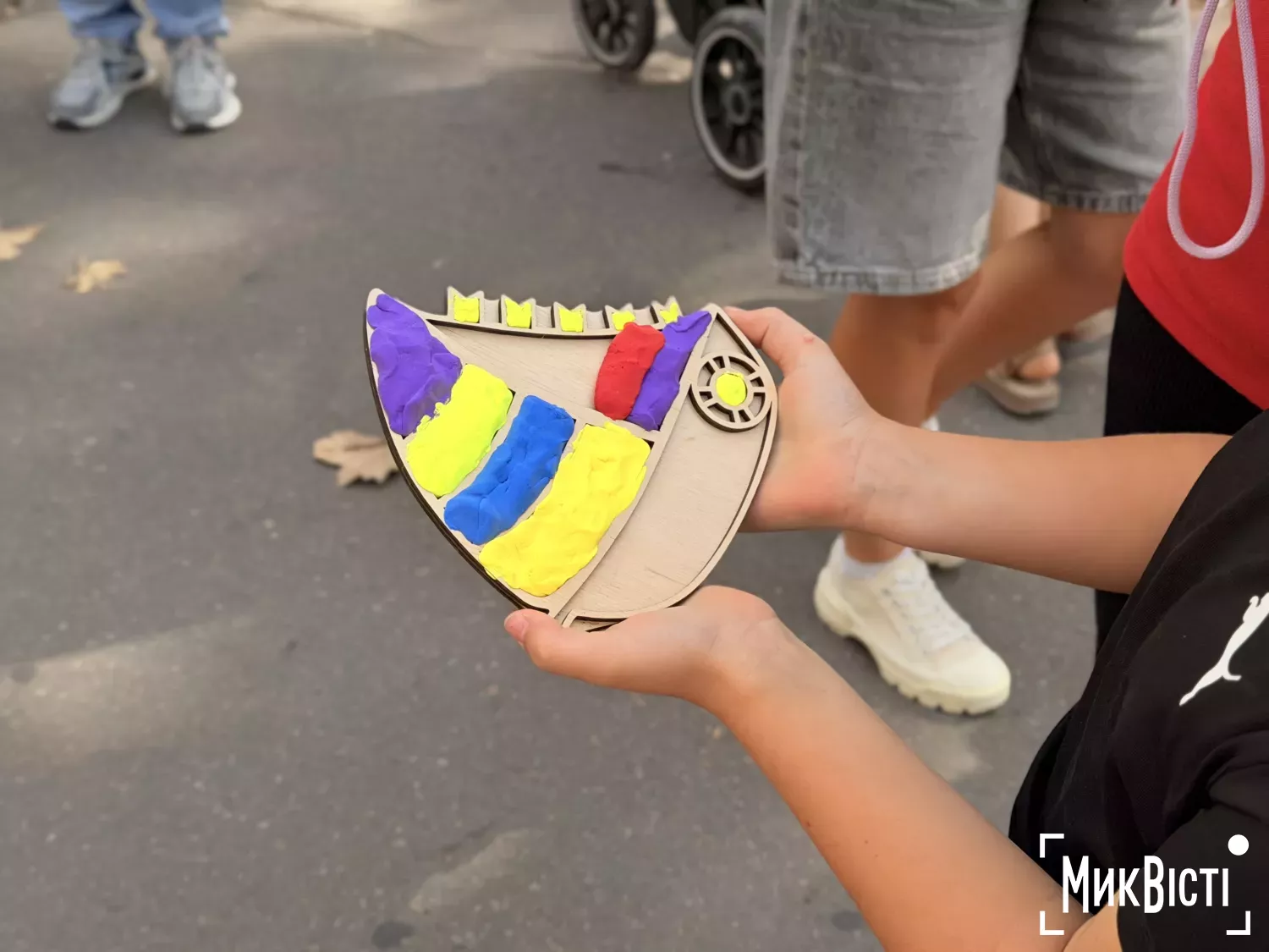 Мер прогулявся Соборною в День міста. Фото: НикВести