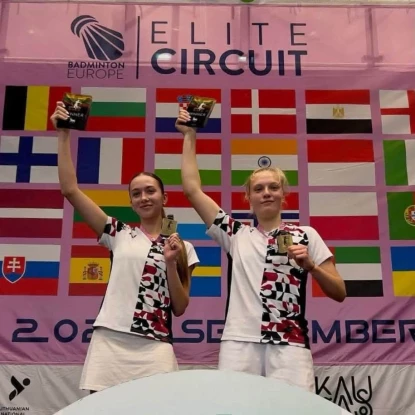 Спортсменки Миколаївщини стали чемпіонками міжнародних змагань з бадмінтону в Литві. Фото: Управління молоді та спорту Миколаївської ОВА