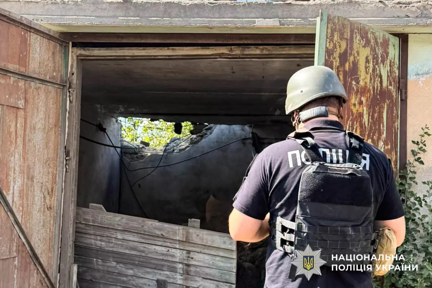 На Миколаївщині через атаку дронів постраждав працівник агропідприємства. Фото: поліція