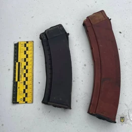 Чоловік зберігав удома гранати, 339 набоїв та частини автомата. Фото: Поліція Миколаївщини