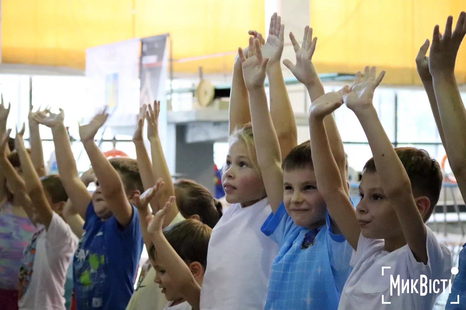 У Миколаєві провели Олімпійський урок зі стрибків у воду. Фото: NikVesti