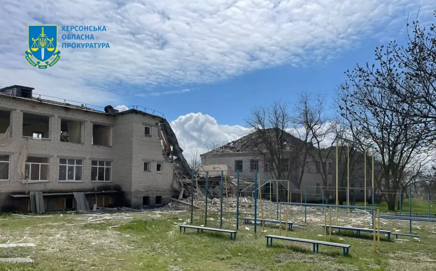 Зруйнована школа на Херсонщині. Фото: Прокуратура