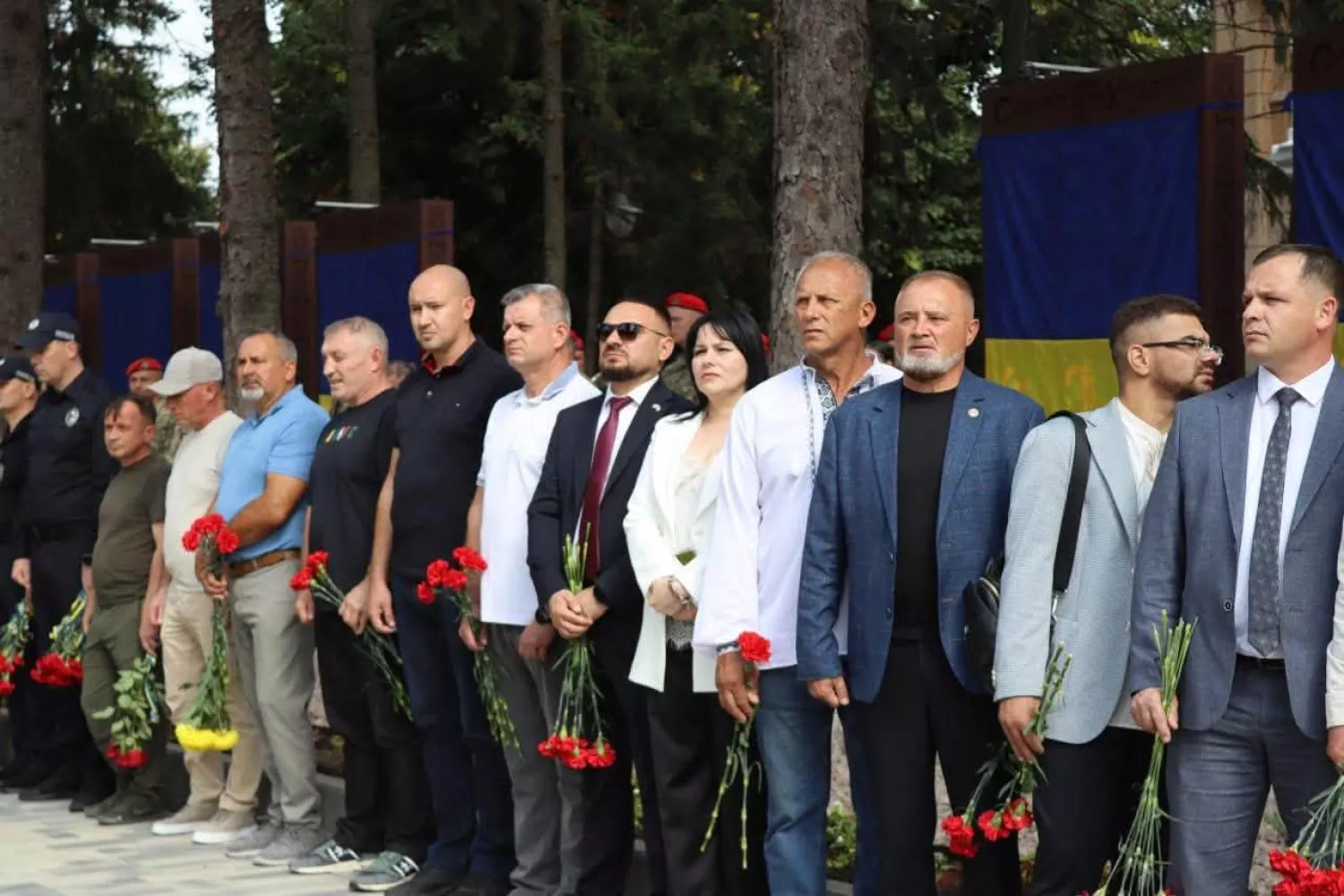 У Первомайську 19 вересня відкрили Алею Слави. Фото: Миколаївська ОВА