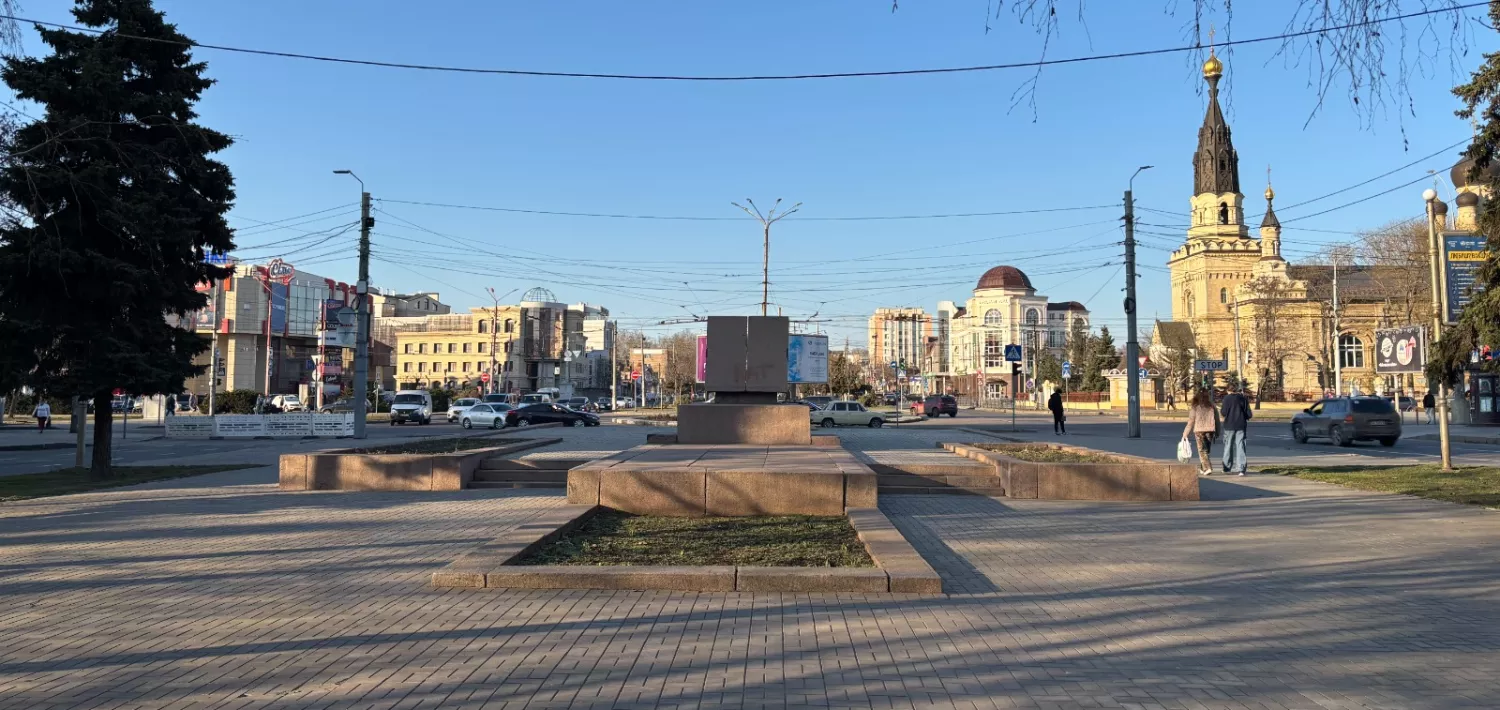 Сквер «Захисників правопорядку», фото з цифрової системи DREAM