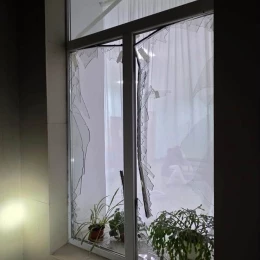 В Одесі через нічну атаку 24 вересня пошкоджено медзаклад, будинки та школу. Фото: МВА