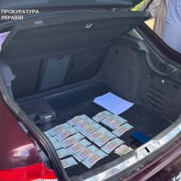 На Миколаївщині керівника навчального закладу підозрюють у впливі на екзаменаторів МВС. Фото: Миколаївська обласна прокуратура