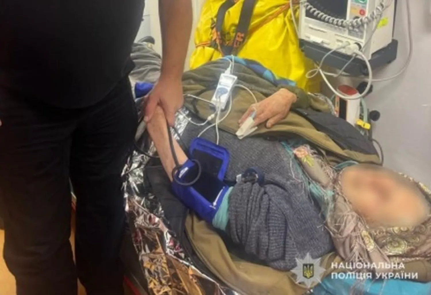 На Львівщині жінка три доби провела в лісі. Фото: Нацполіція