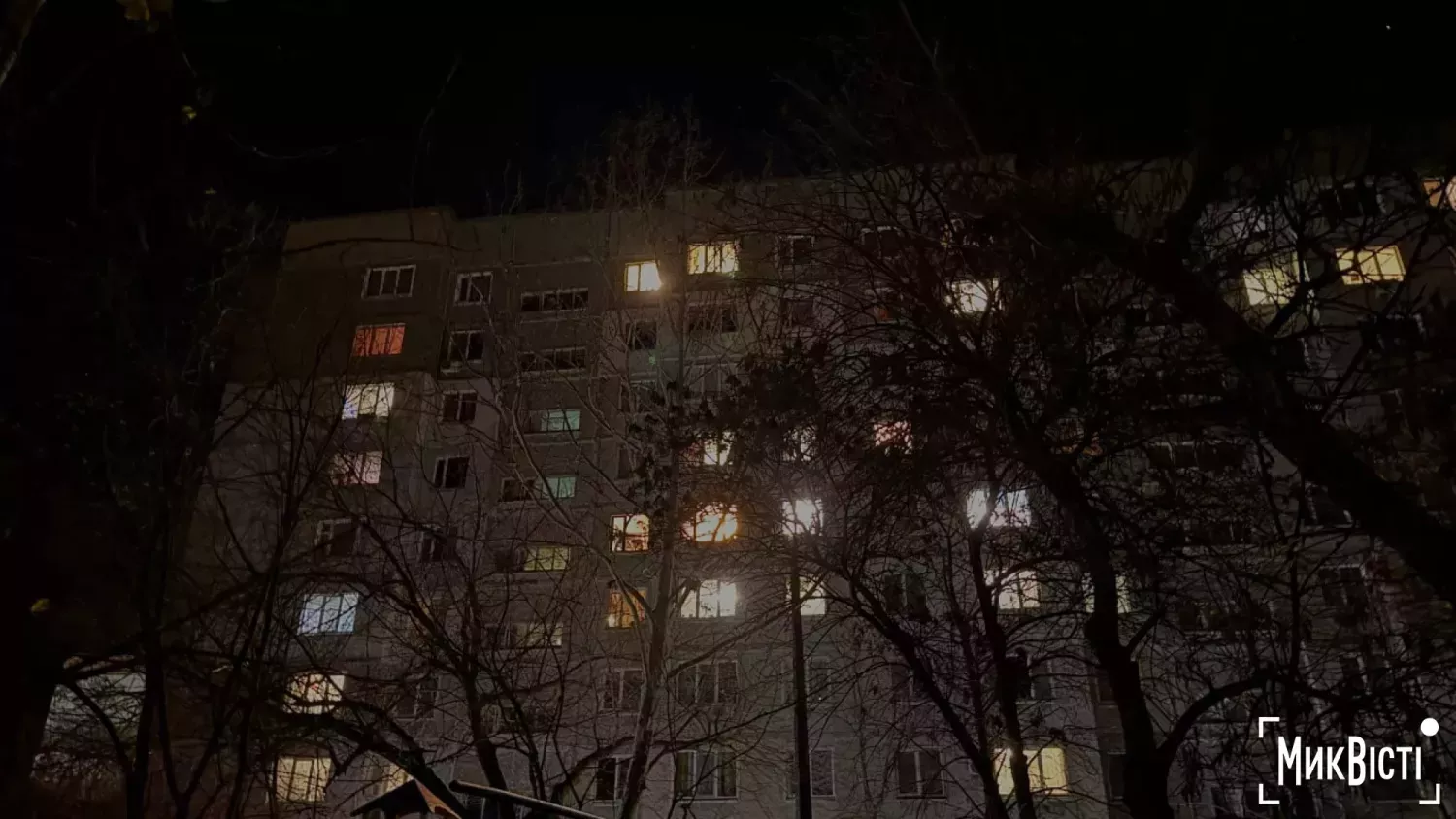 Світло у квартирах в одному з житлових будинків Миколаєва, фото «МикВісті»
