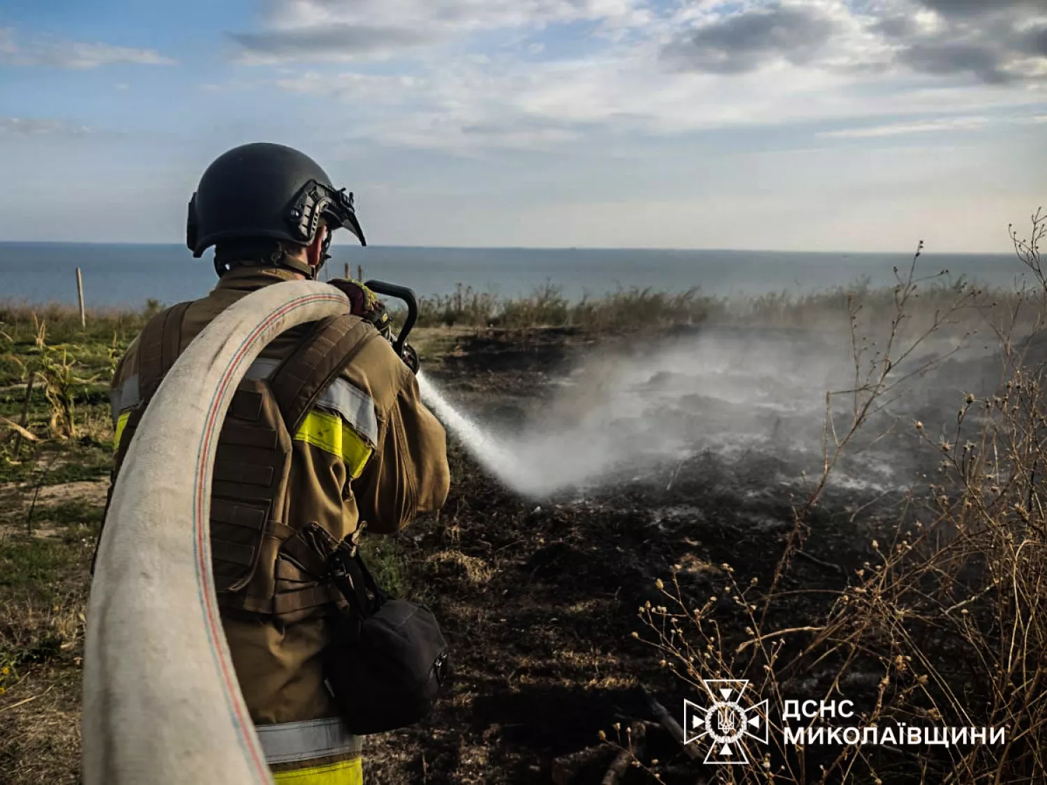 Ліквідація пожежі у Миколаївській області. Ілюстраційне фото: ДСНС