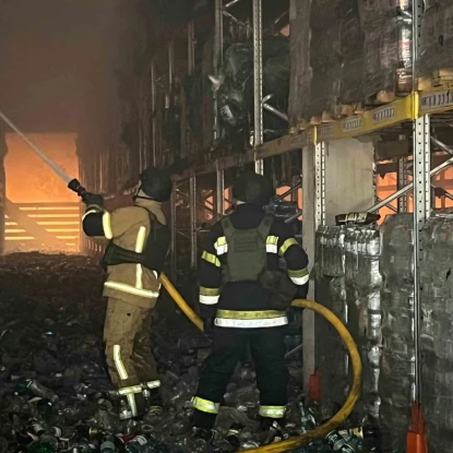 Наслідки атаки по Київщині 28 вересня 2026 року. Фото: ДСНС
