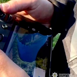 Поліцейські знайшли у річці тіло 11-річного хлопчика на Вознесенщині. Фото: Нацполіція