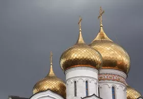 Клірика РПЦ з Миколаївщини підозрюють у фінансуванні російських військових. Фото: sofija.ru