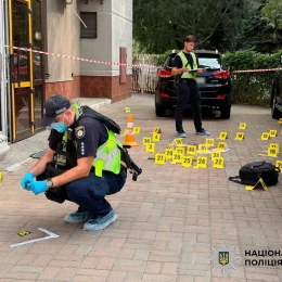 Слідчі дії на місці злочину. Фото: Поліції Києва