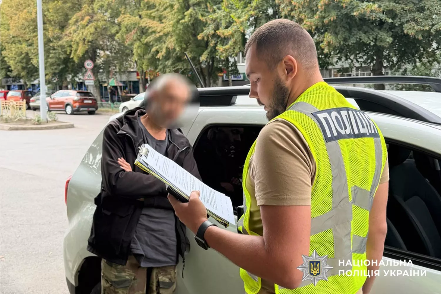 У Південноукраїнську затримали підозрюваного у крадіжці мопеда. Фото: Нацполіція