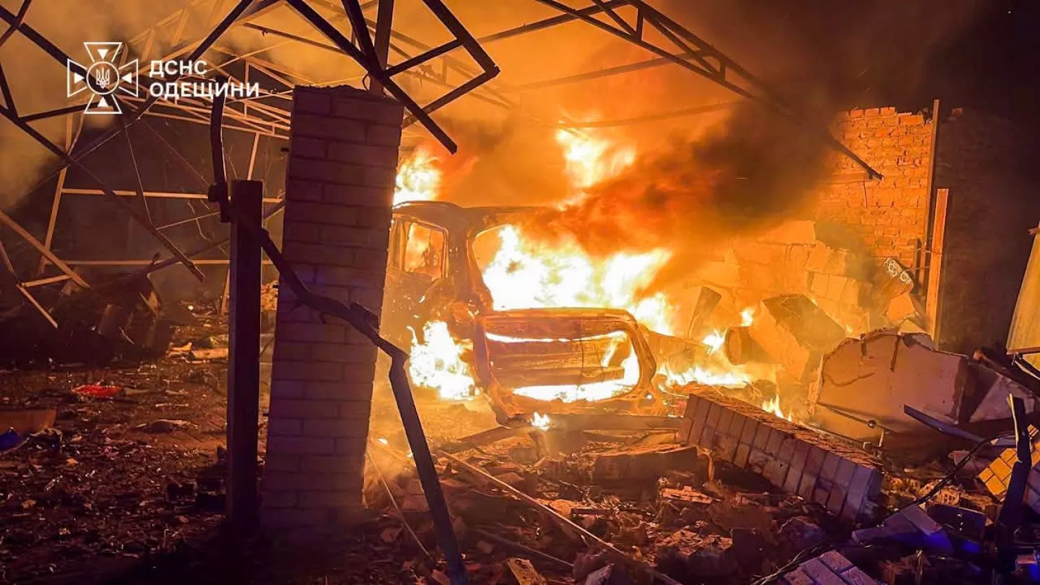 Наслідки обстрілу Одеської області 6 вересня. Фото: ДСНС