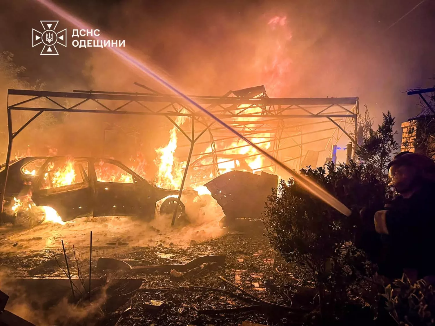 Наслідки обстрілу Одеської області 6 вересня. Фото: ДСНС