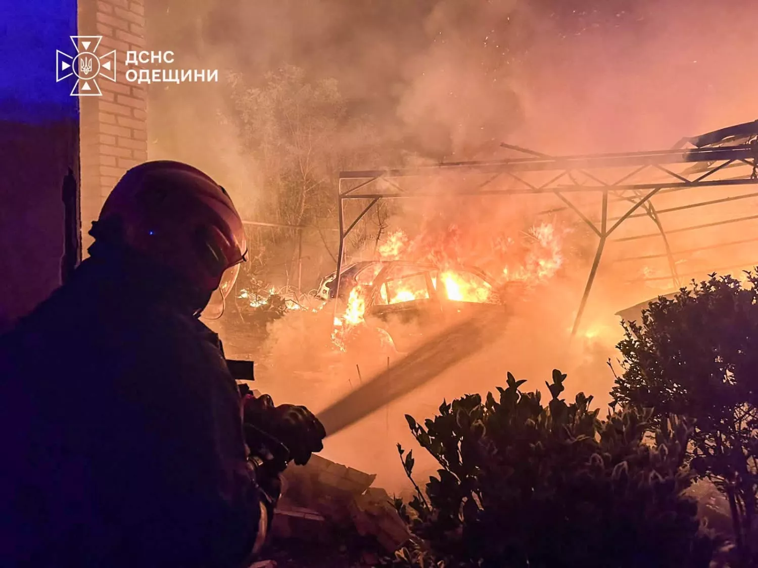 Наслідки обстрілу Одеської області 6 вересня. Фото: ДСНС