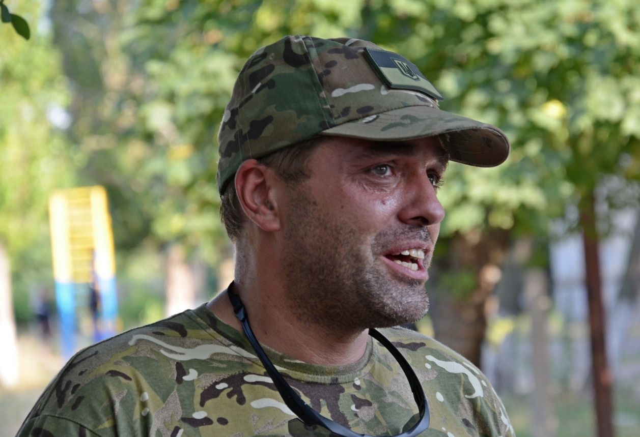 Волонтер Юрий Бирюков считает, что война на Донбассе продлится ...